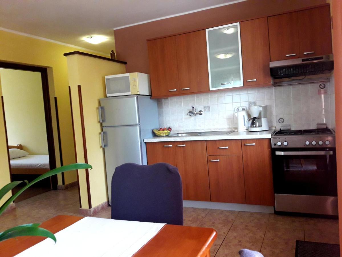 Apartments Angela Zbandaj ภายนอก รูปภาพ