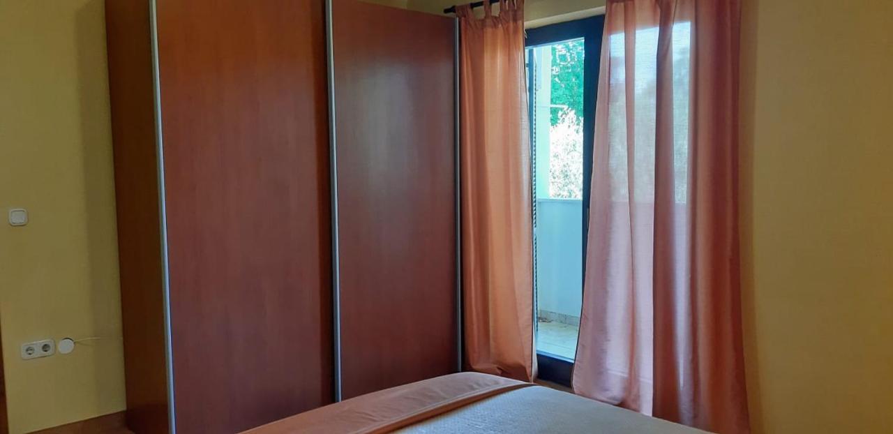 Apartments Angela Zbandaj ภายนอก รูปภาพ
