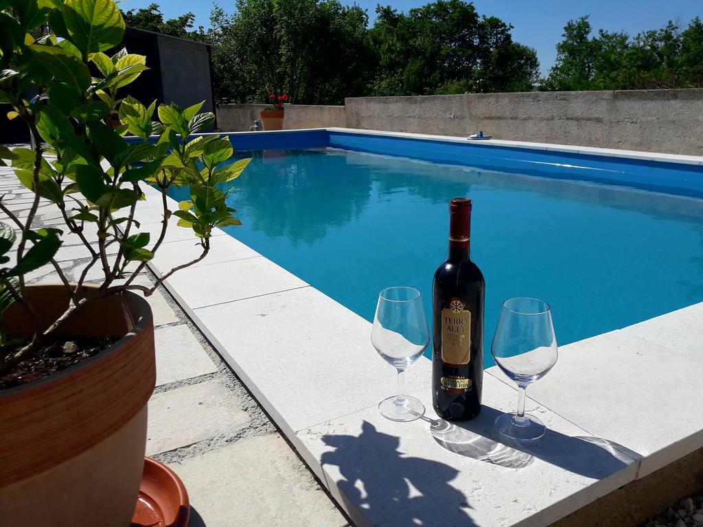 Apartments Angela Zbandaj ภายนอก รูปภาพ